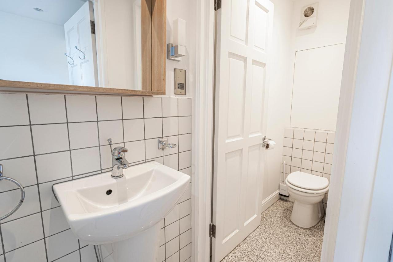 Chic Apartment Near Kensington Palace London Exteriör bild